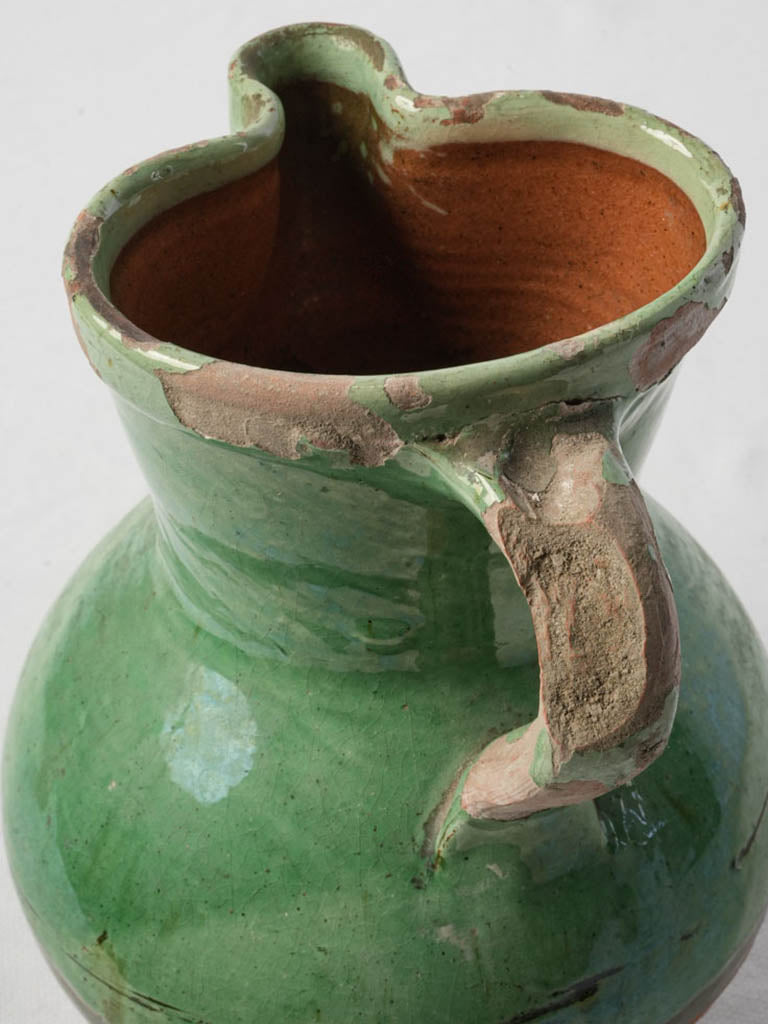 Authentic pinched-spout vessel