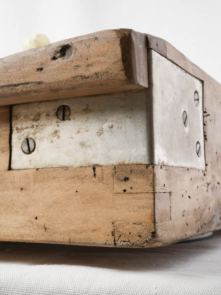 Aged pale honey-toned block