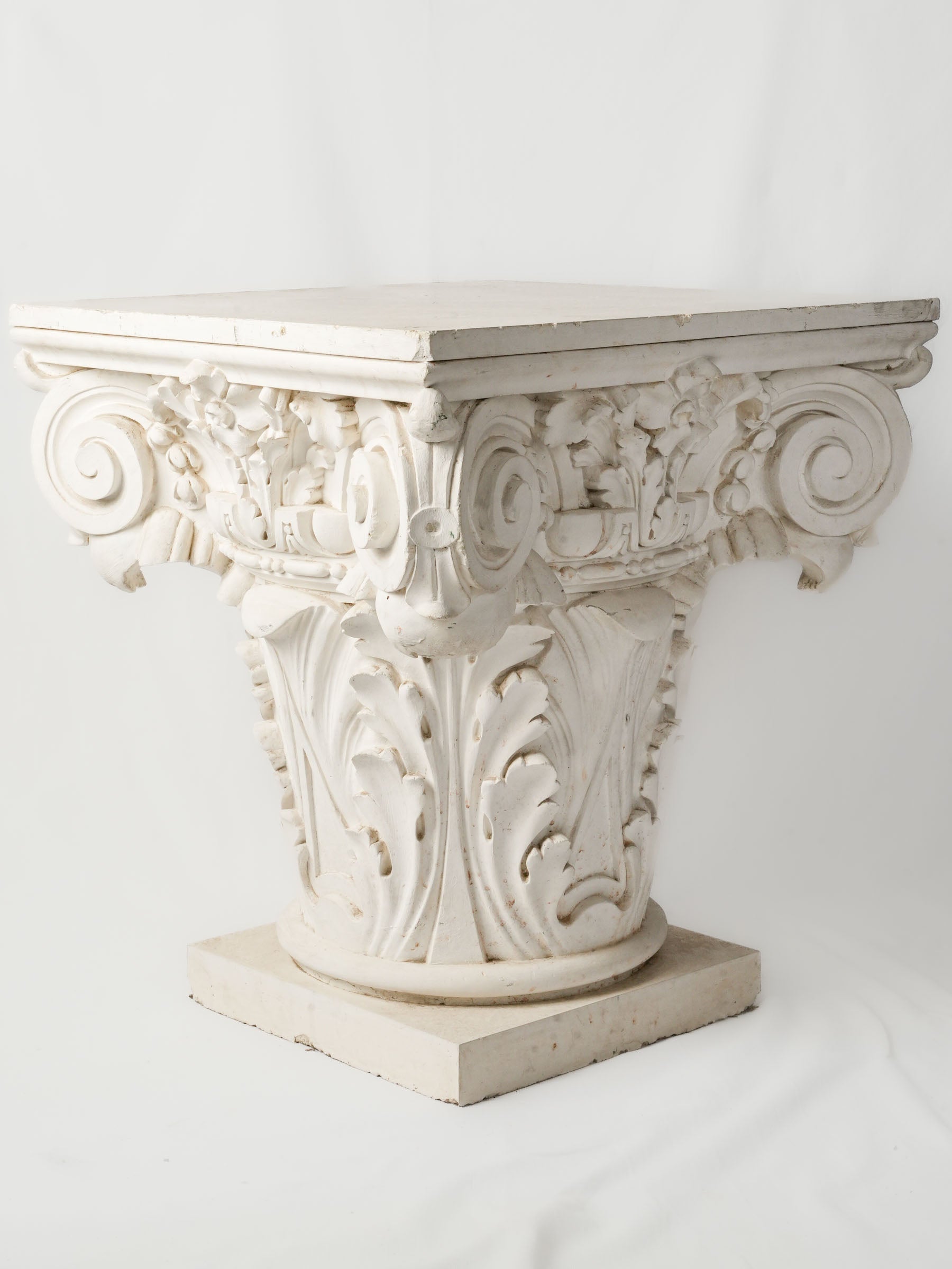 Vintage white painted finish