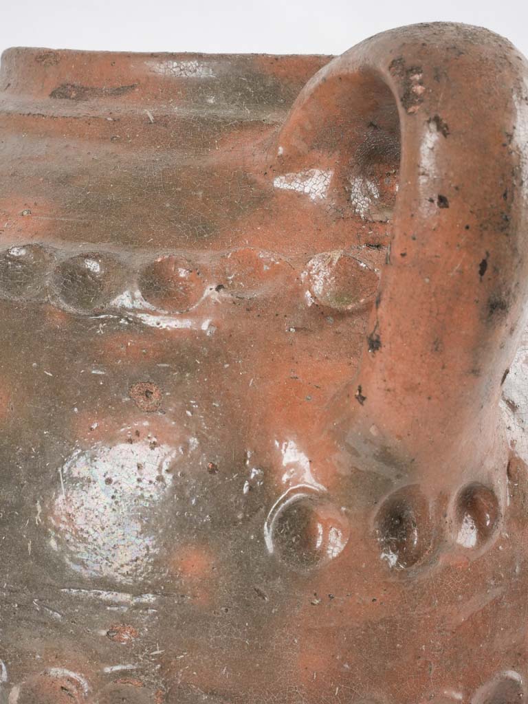 Provincial handmade walnut oil earthenware