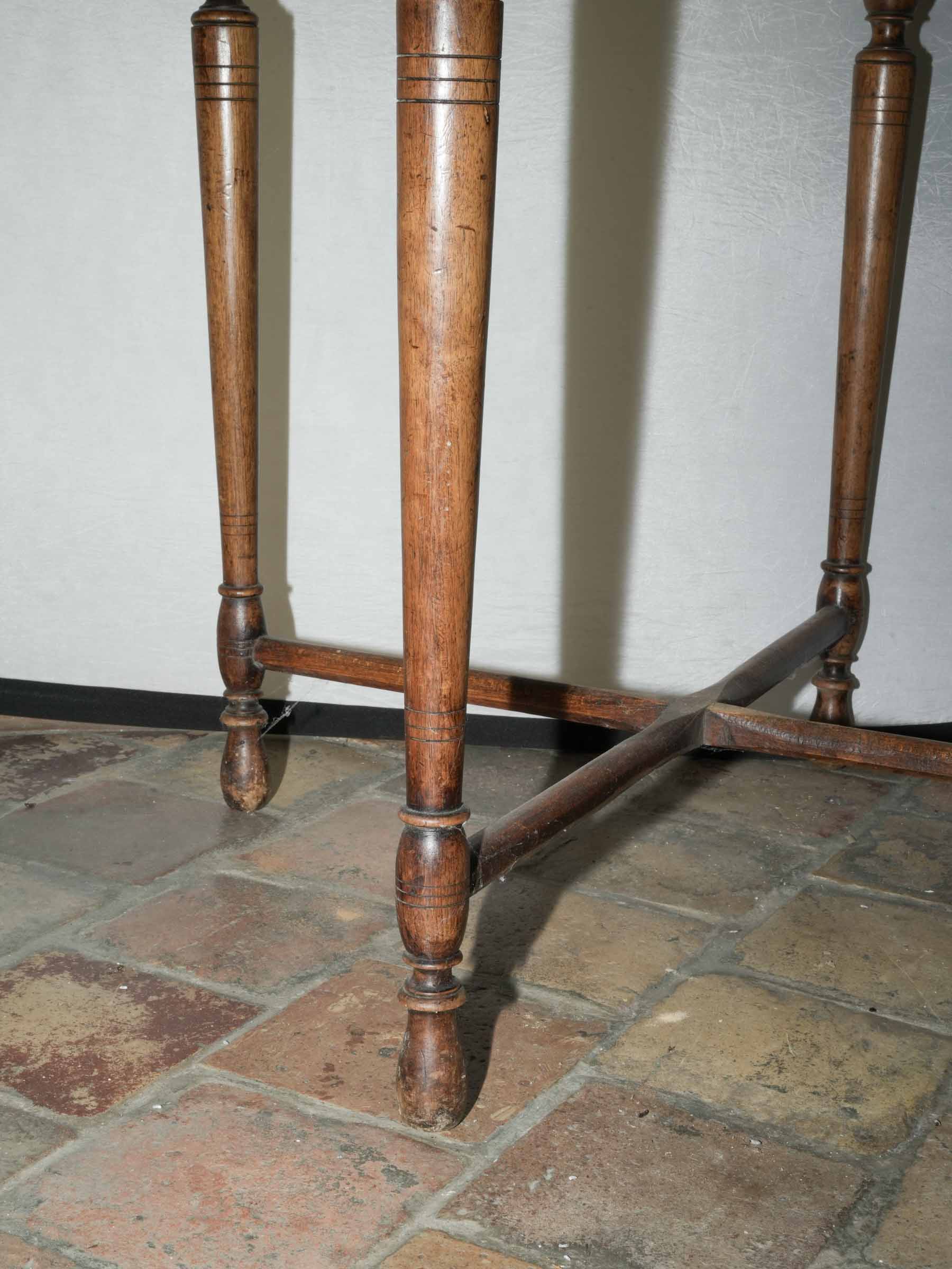 Antique French Provincial Round Oak Table with Carved Floral Apron - 29½"