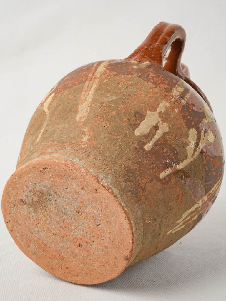 Decorative vintage rural cruche