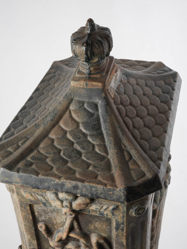 Distinctive mounted courier design letterbox