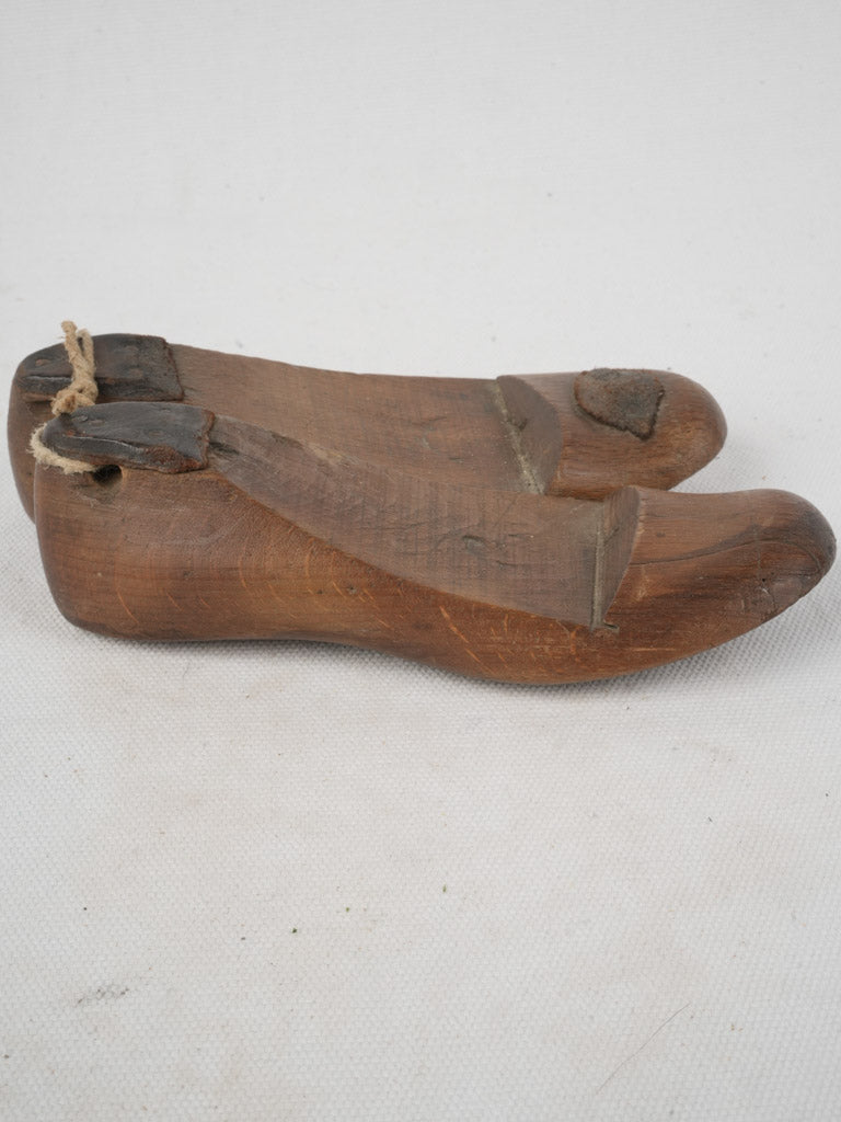 Nostalgic French children's shoe stays