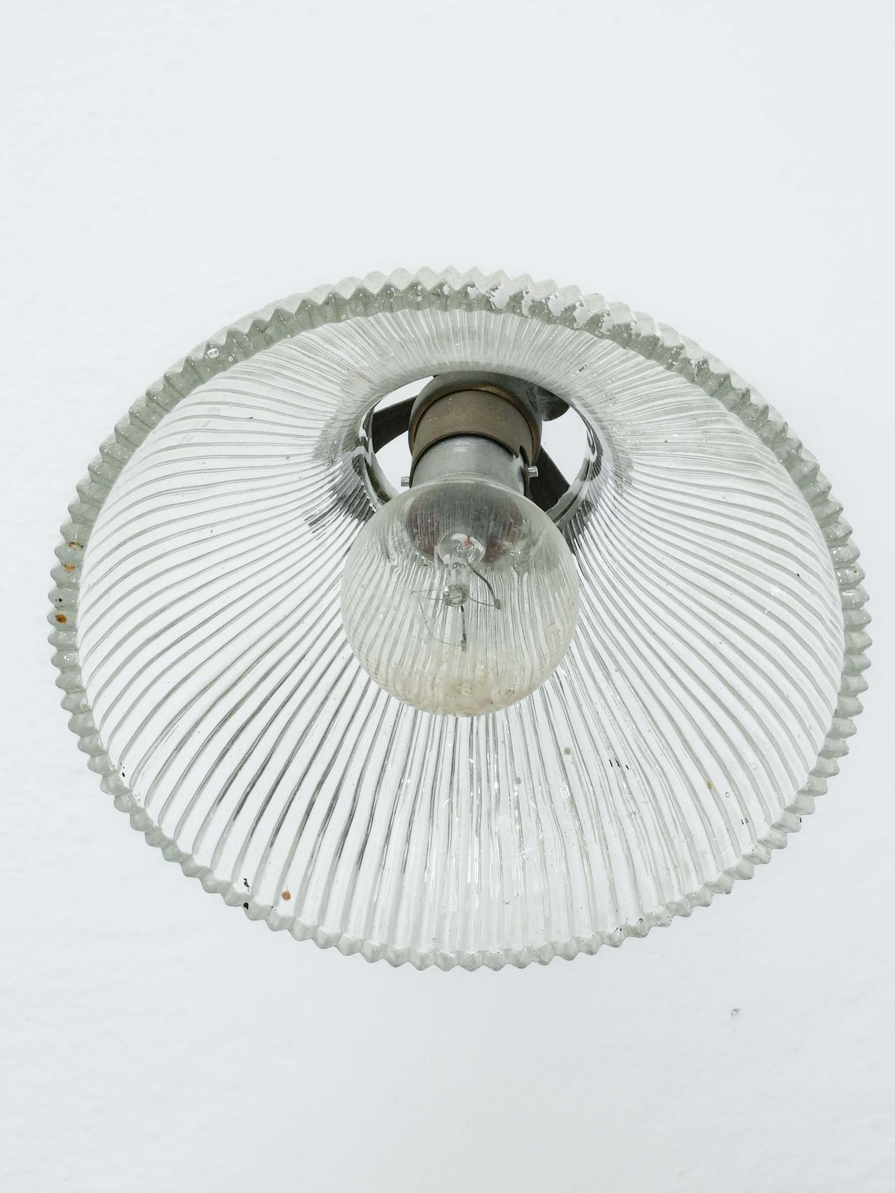 Vintage French Brass Wall Sconce with Ribbed Frosted Glass Shade