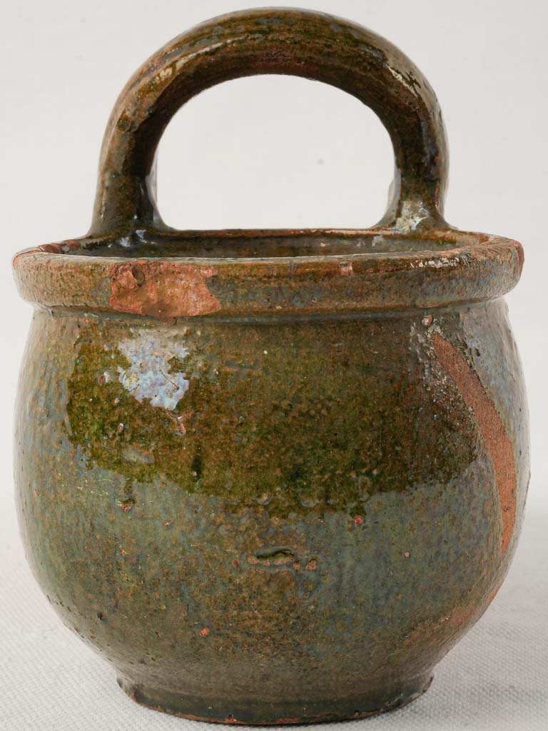 Durable robust-handled stoneware
