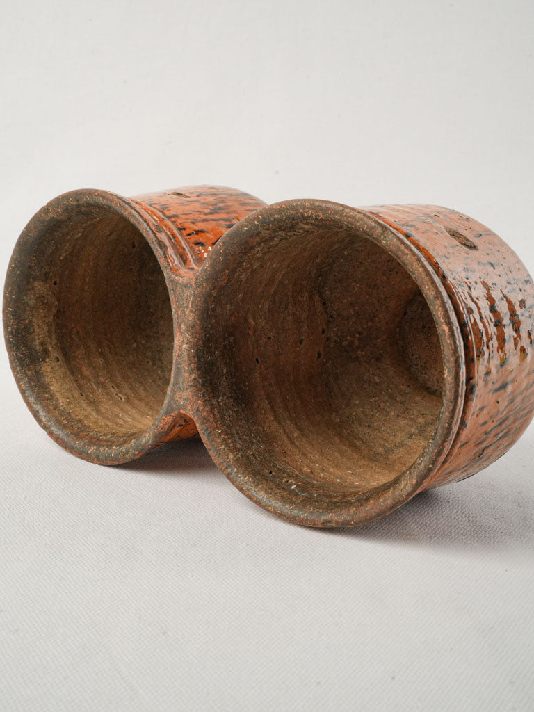 Distinctive masculine and feminine pots