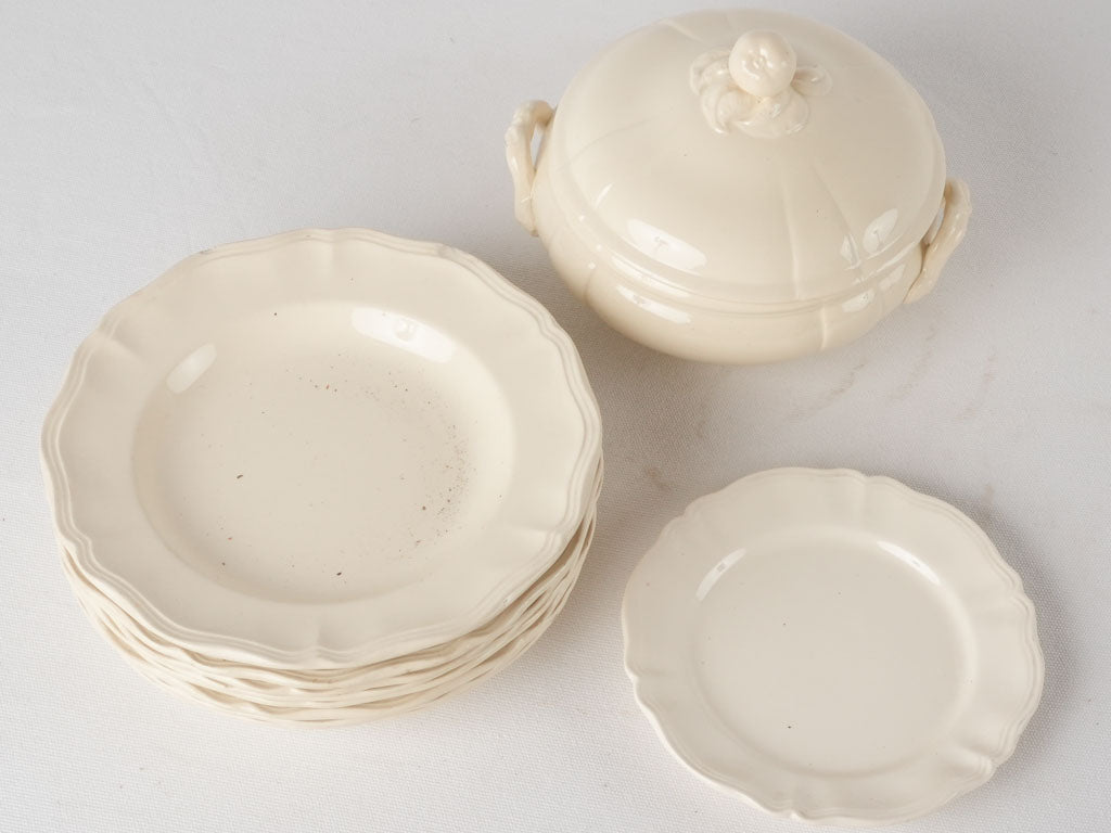 Antique Sarreguemines tureen & plates - creamware 10 pieces