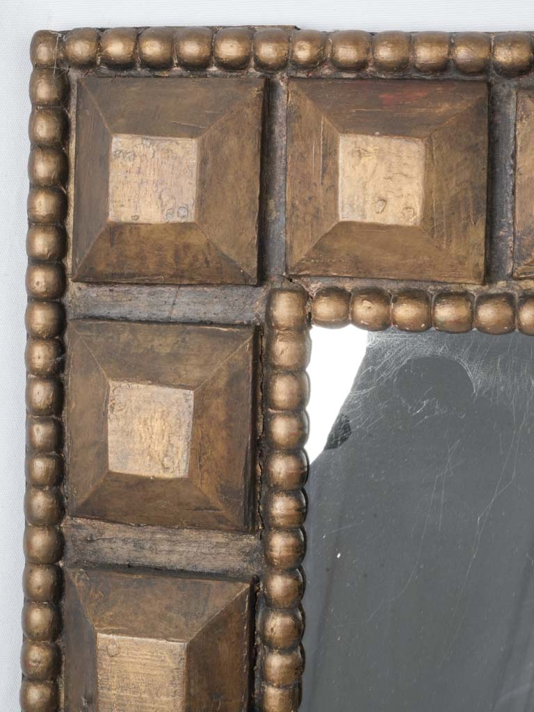 Large, prestigious, gilded mirror