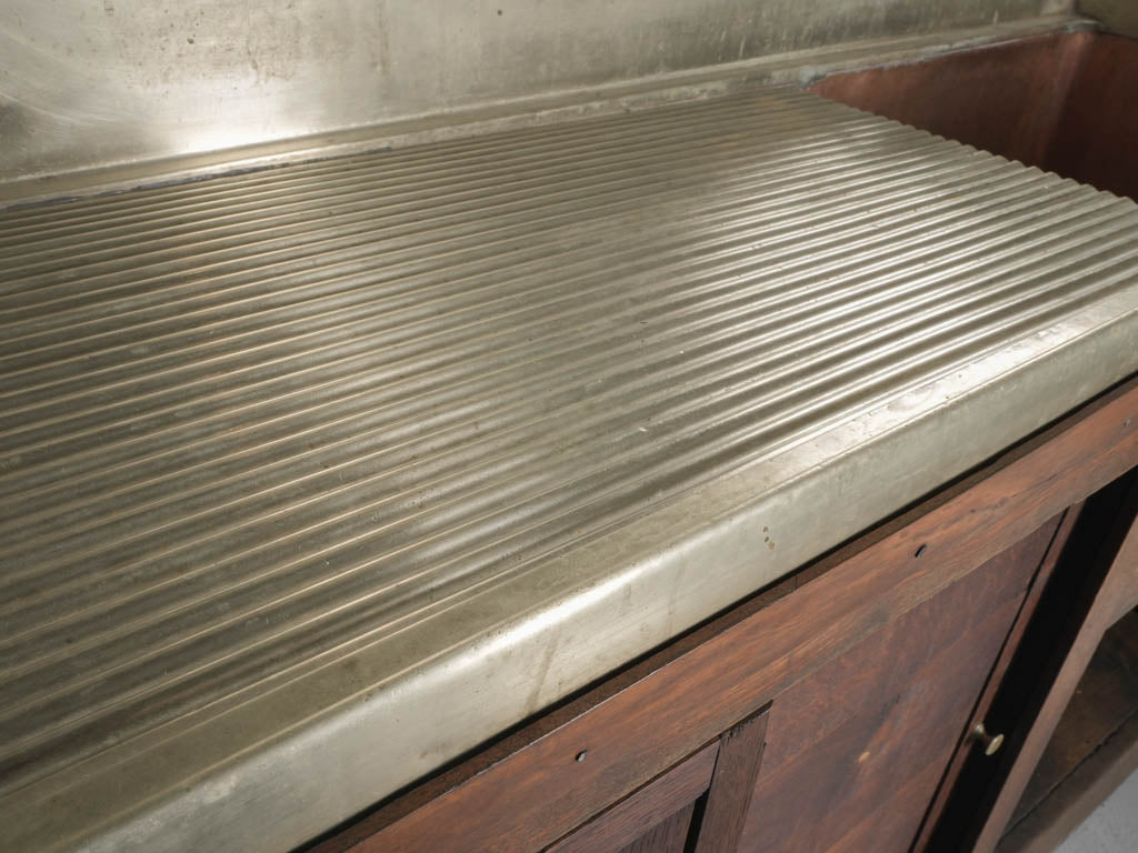 Deep zinc-lined counter