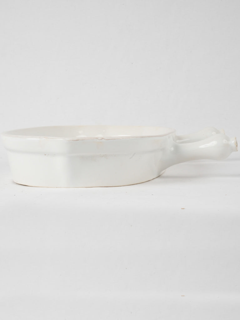 Traditional glazed basting Cocotte