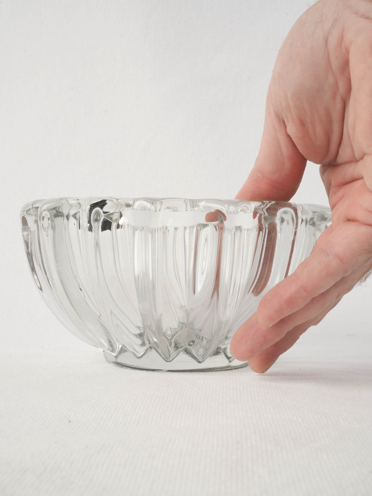 Vintage Ribbed Glass Bowl from Chanteduc