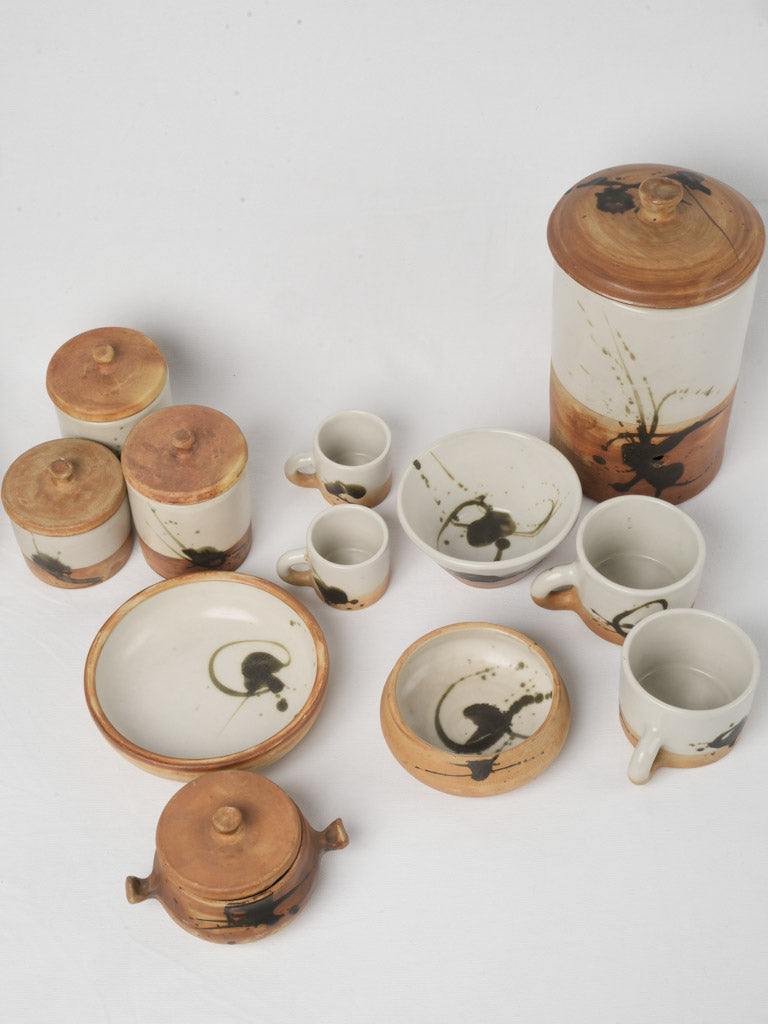 Abstract Ant Motif Ceramic Cookware Collection