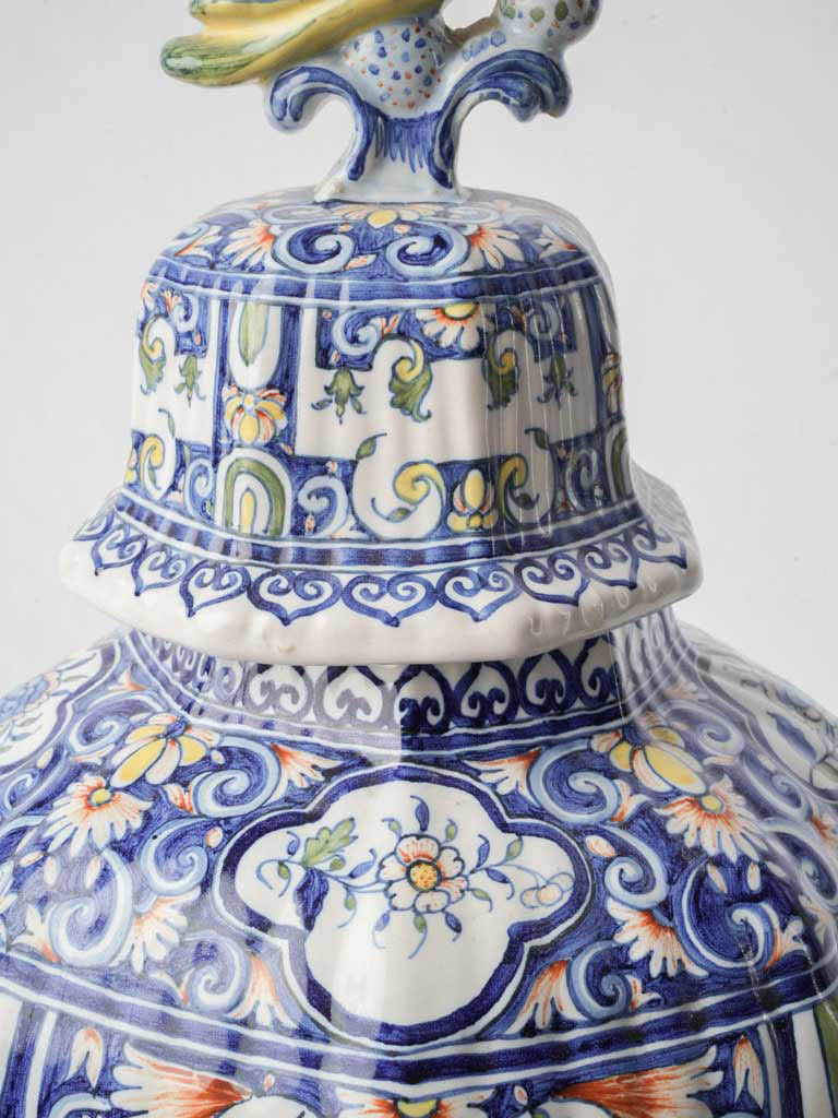 Ribbed ornamental collectible lidded jar