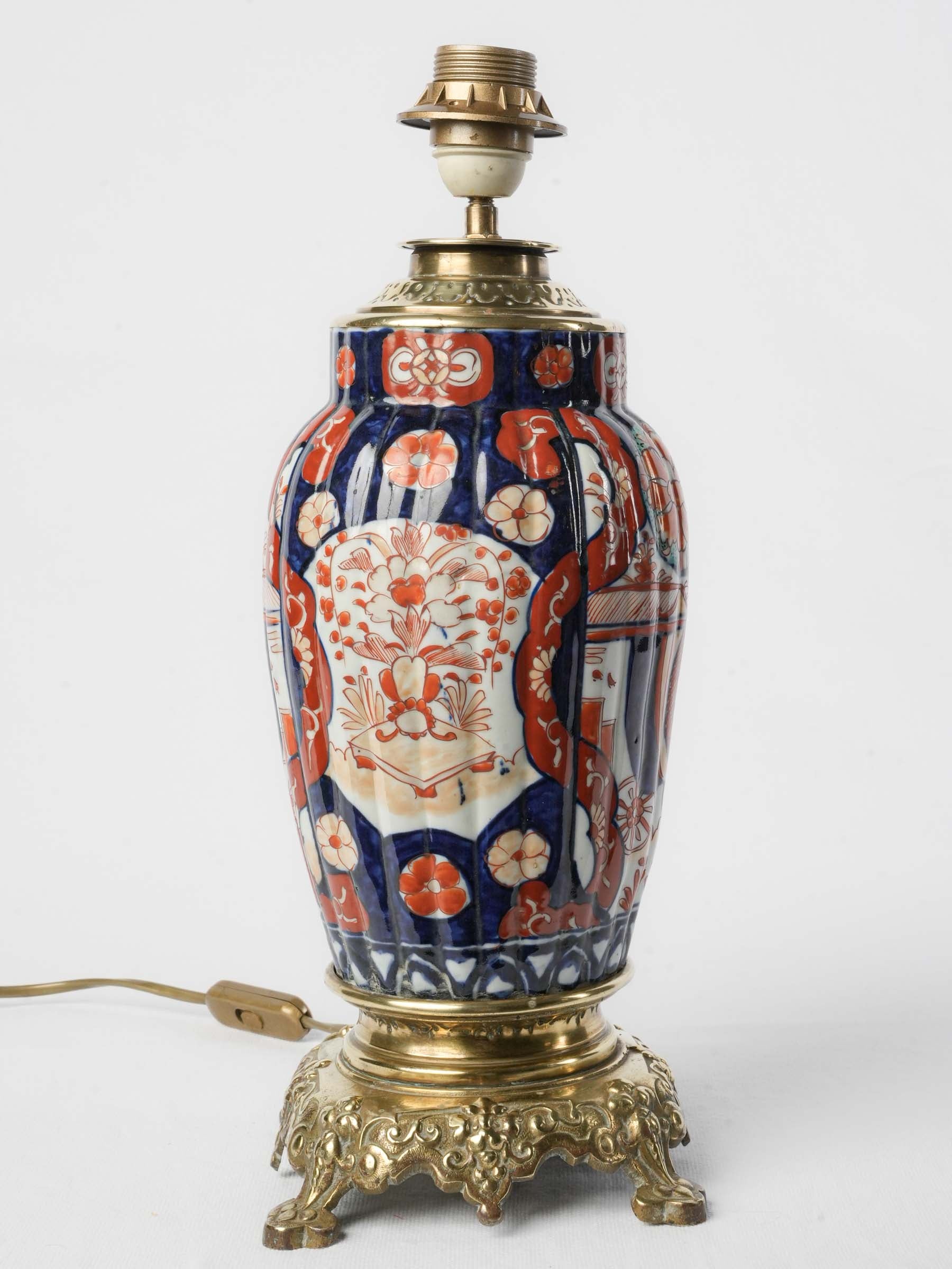 Vintage gilt bronze table lamp