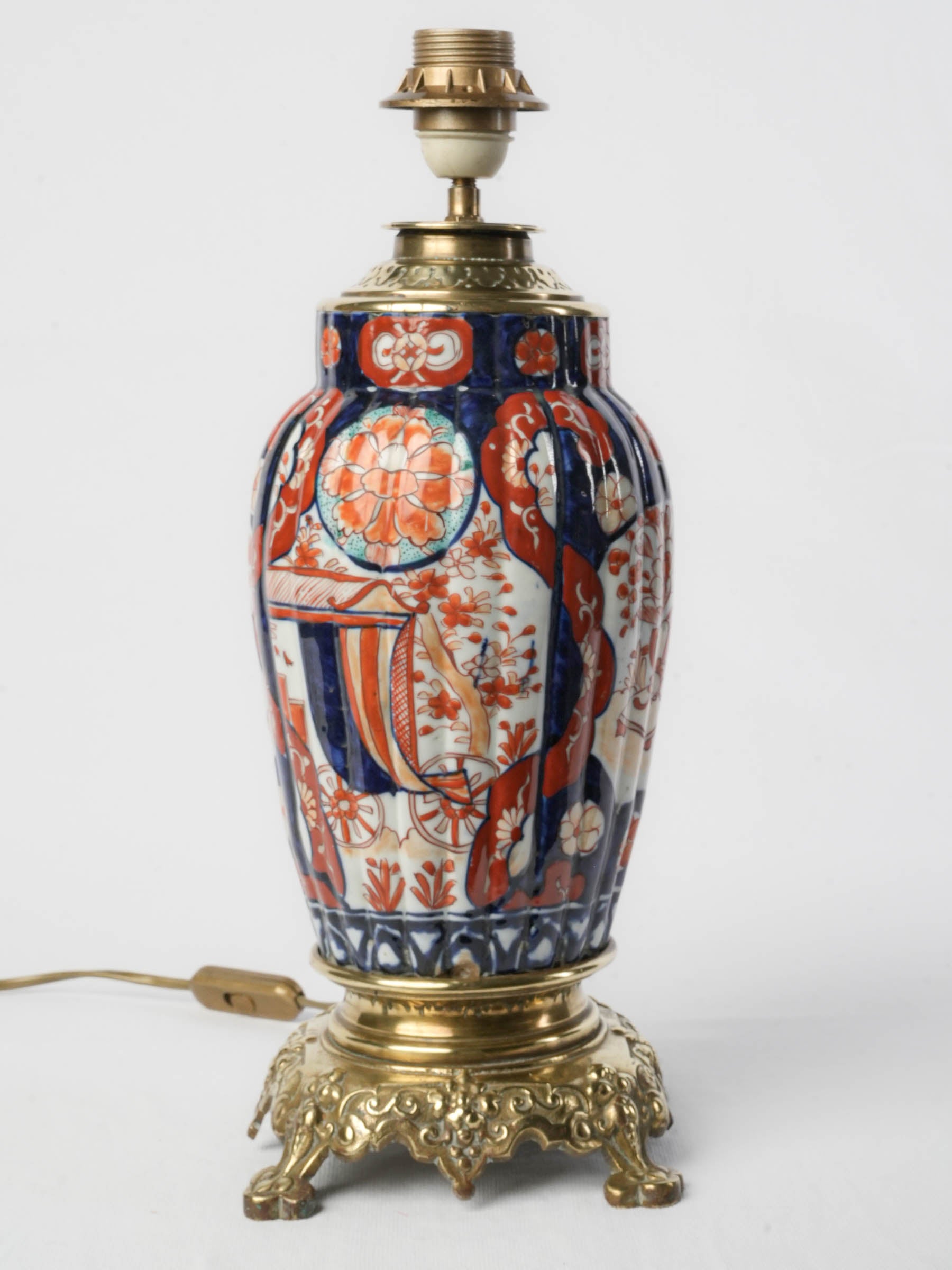 Exotic ceramic lamp with bronze