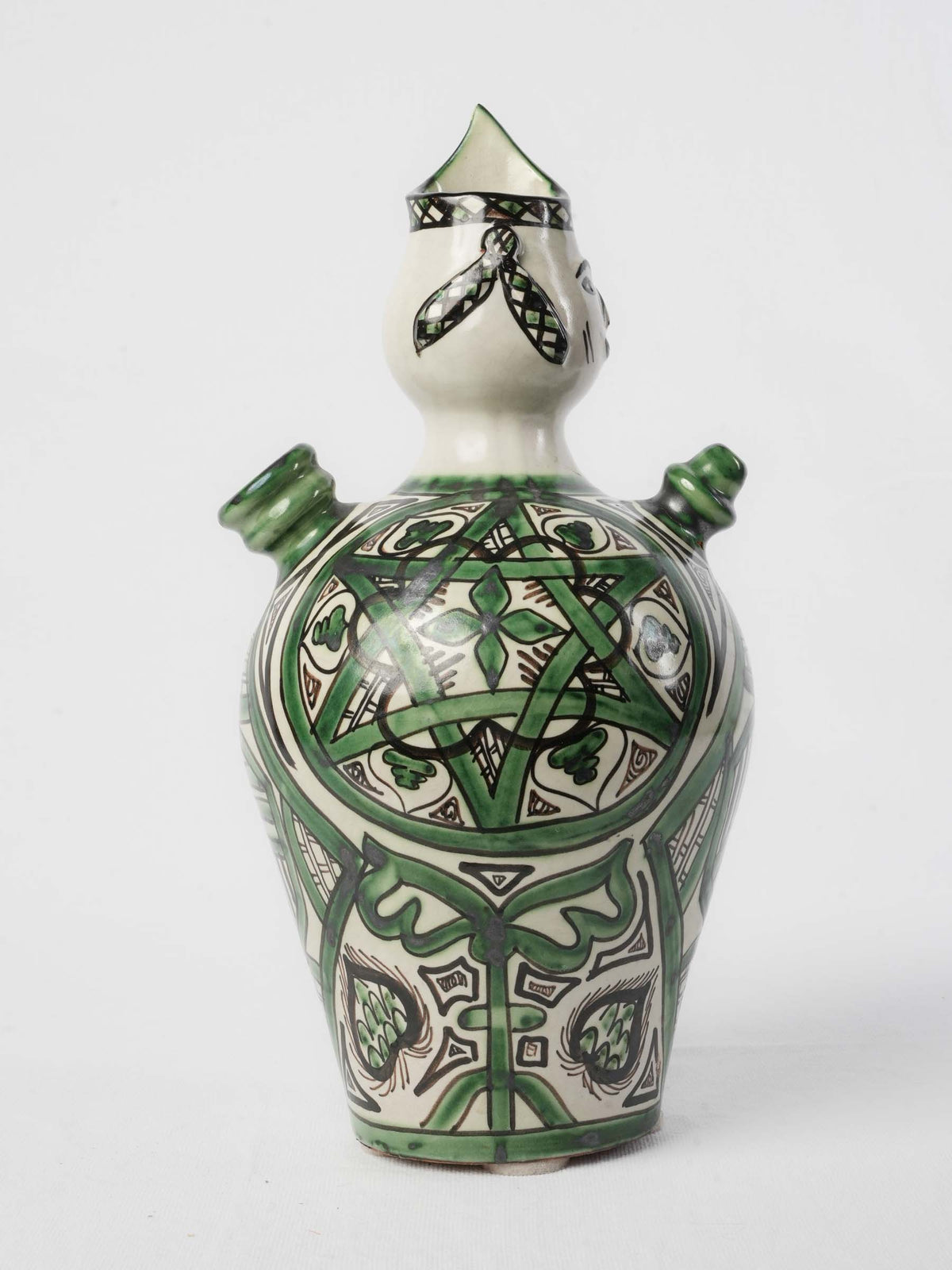 Richly decorated pottery item