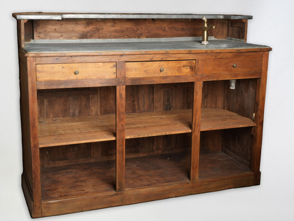 Classic honey-toned timber bar