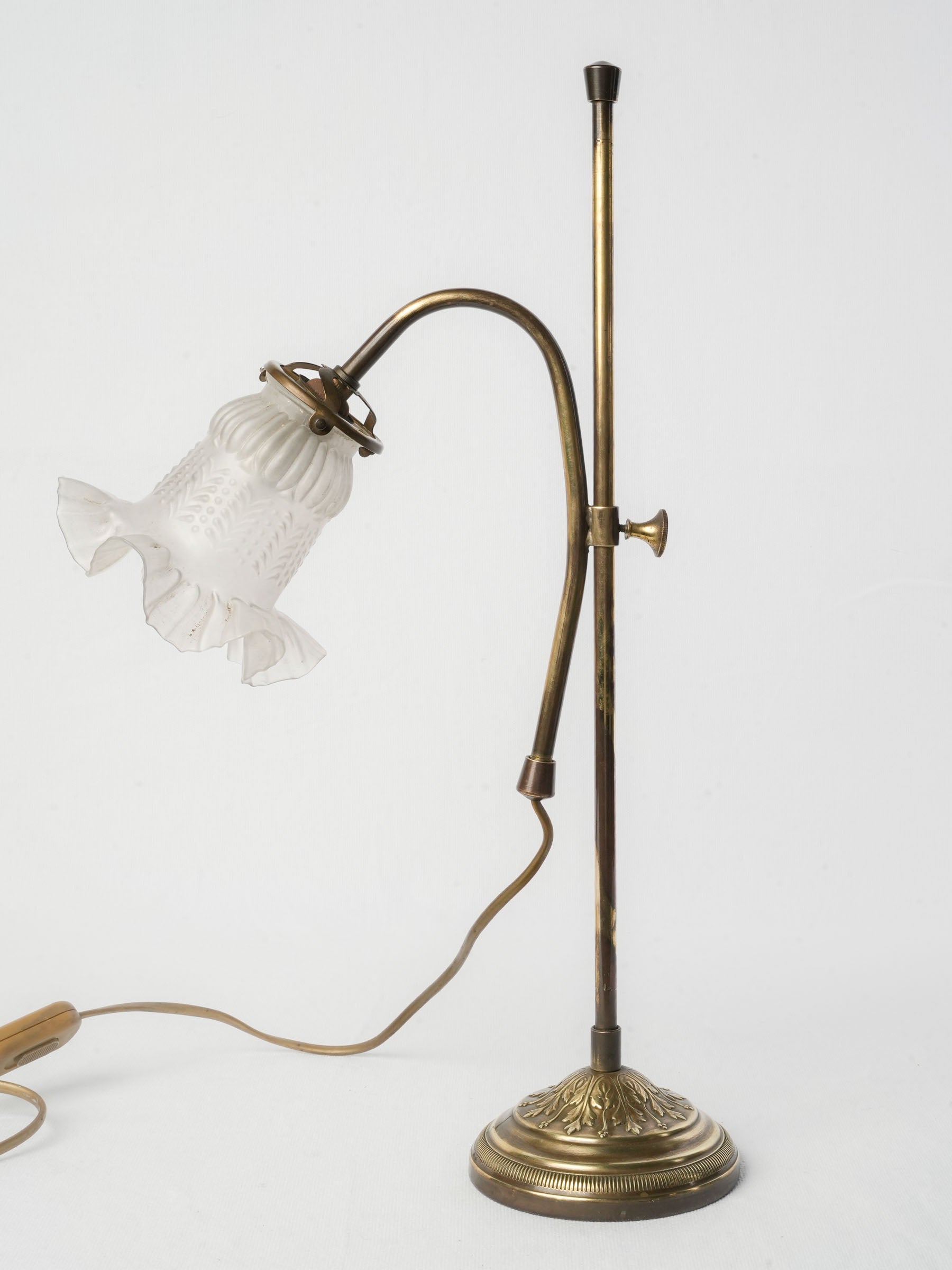 Floral shaded antique desk lamp