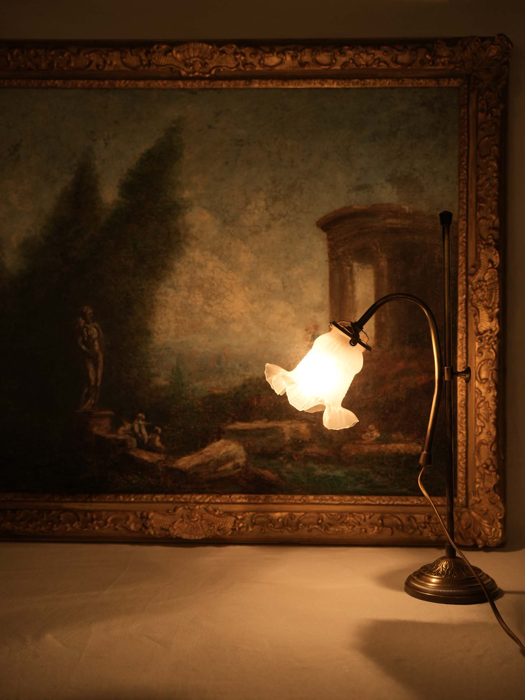 Vintage frosted glass shade lamp