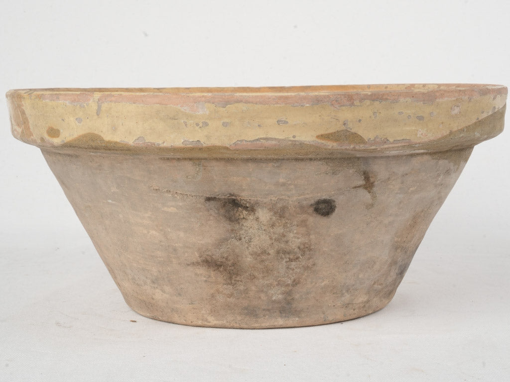 Elegant yellow-glazed ceramic piece