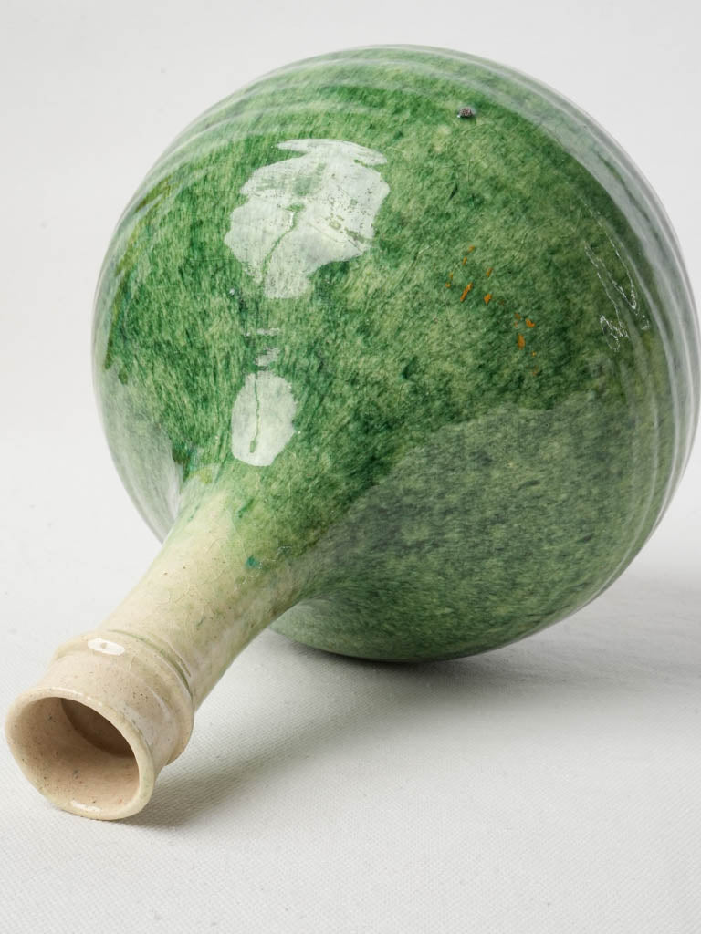 Distinctive finger-marked pottery