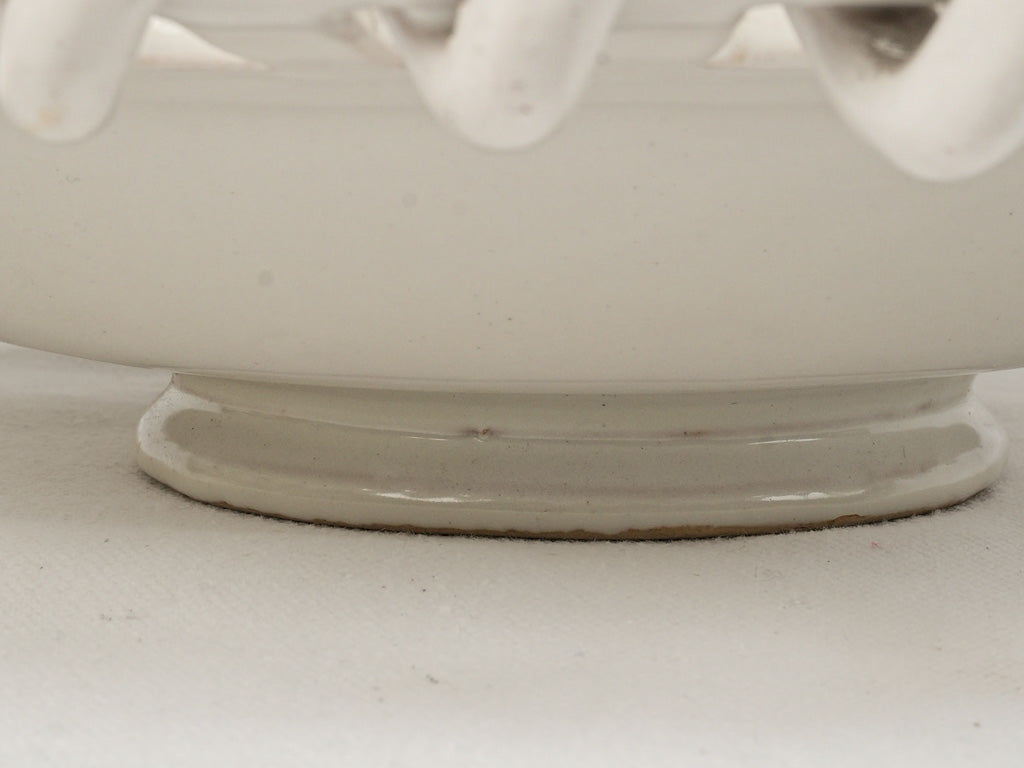 Classic white glazed porcelain platter bowl