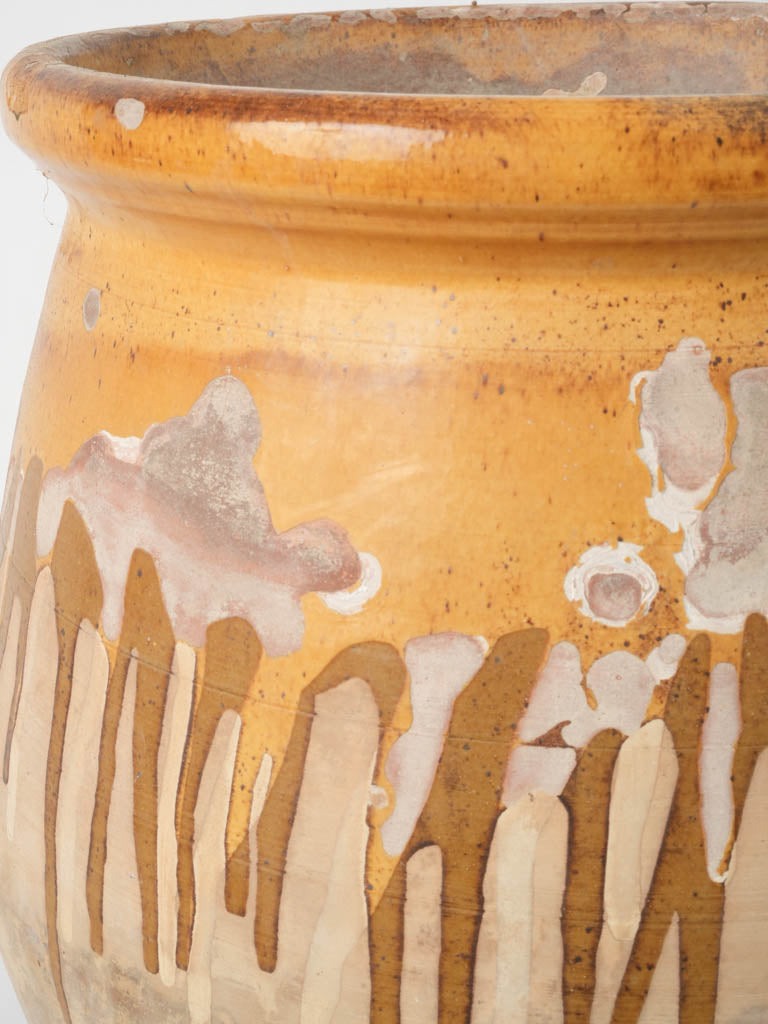 Traditional south-western France confit jar