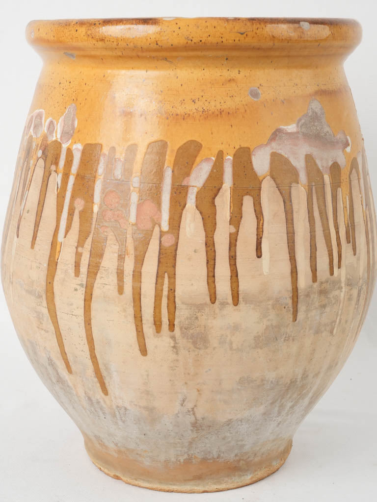 Countryside-inspired French ceramic lard pot