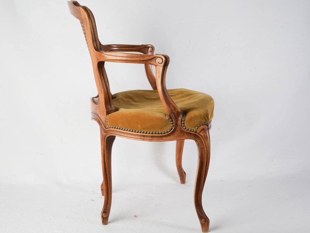 Elegant Entryway Accent Armchairs