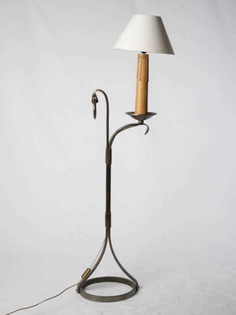 Grounded rustic wrought iron lamp