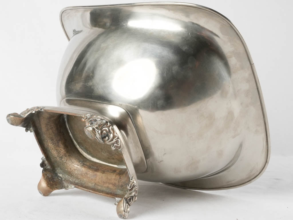 French ice bucket from a bistro / restaurant 12¼"