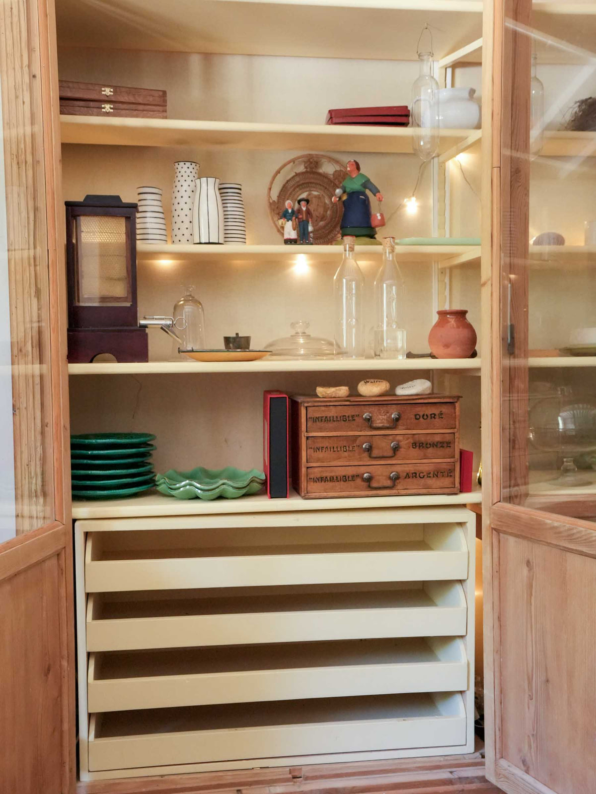 Large 19th century vitrine w/ 6 doors