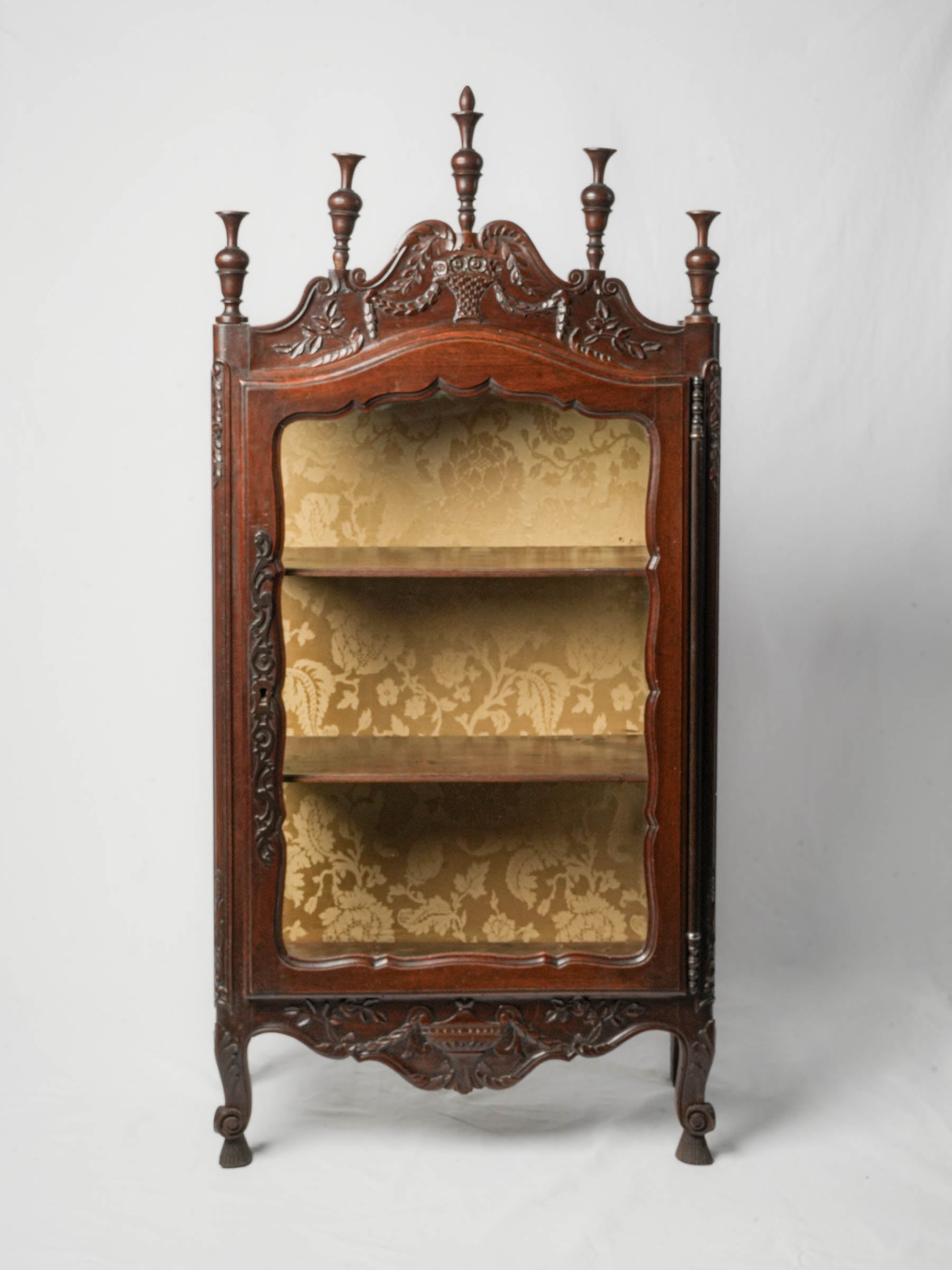 Elegant Provençal walnut cabinet
