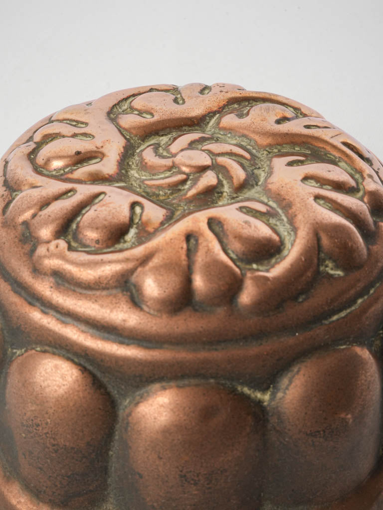 Charming vintage cookware piece