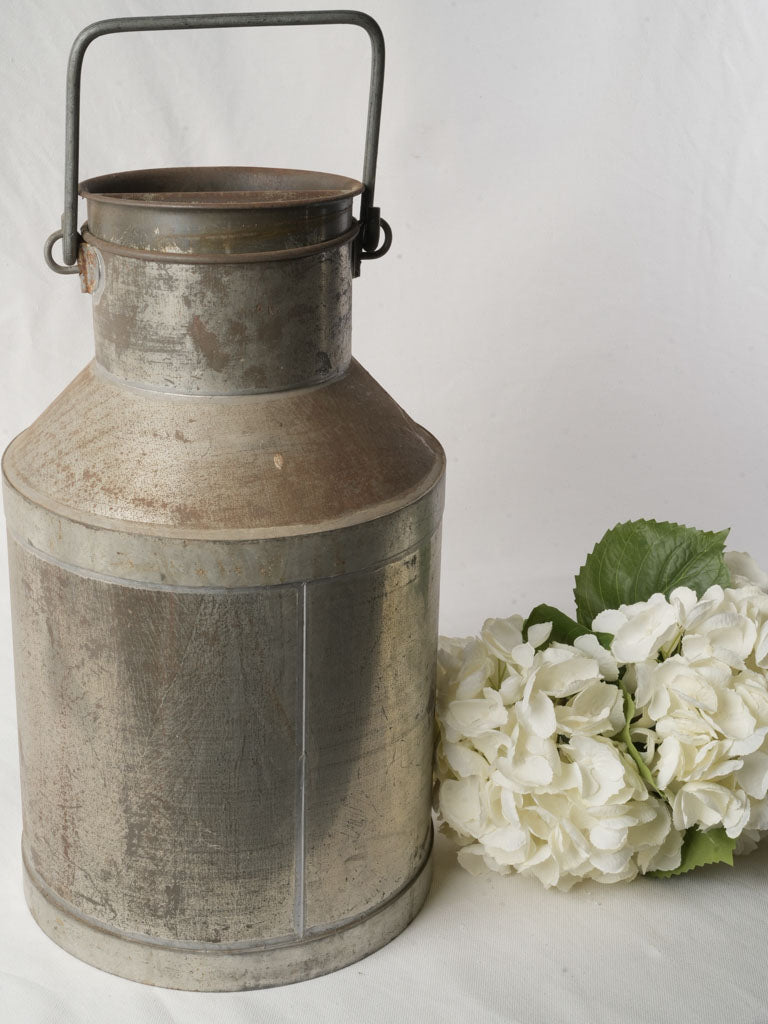 Vintage tinplate French milk churn
