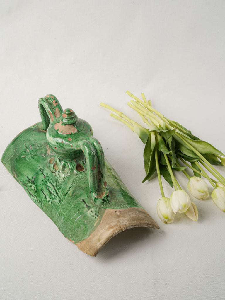 Exquisite emerald ceramic roof tile