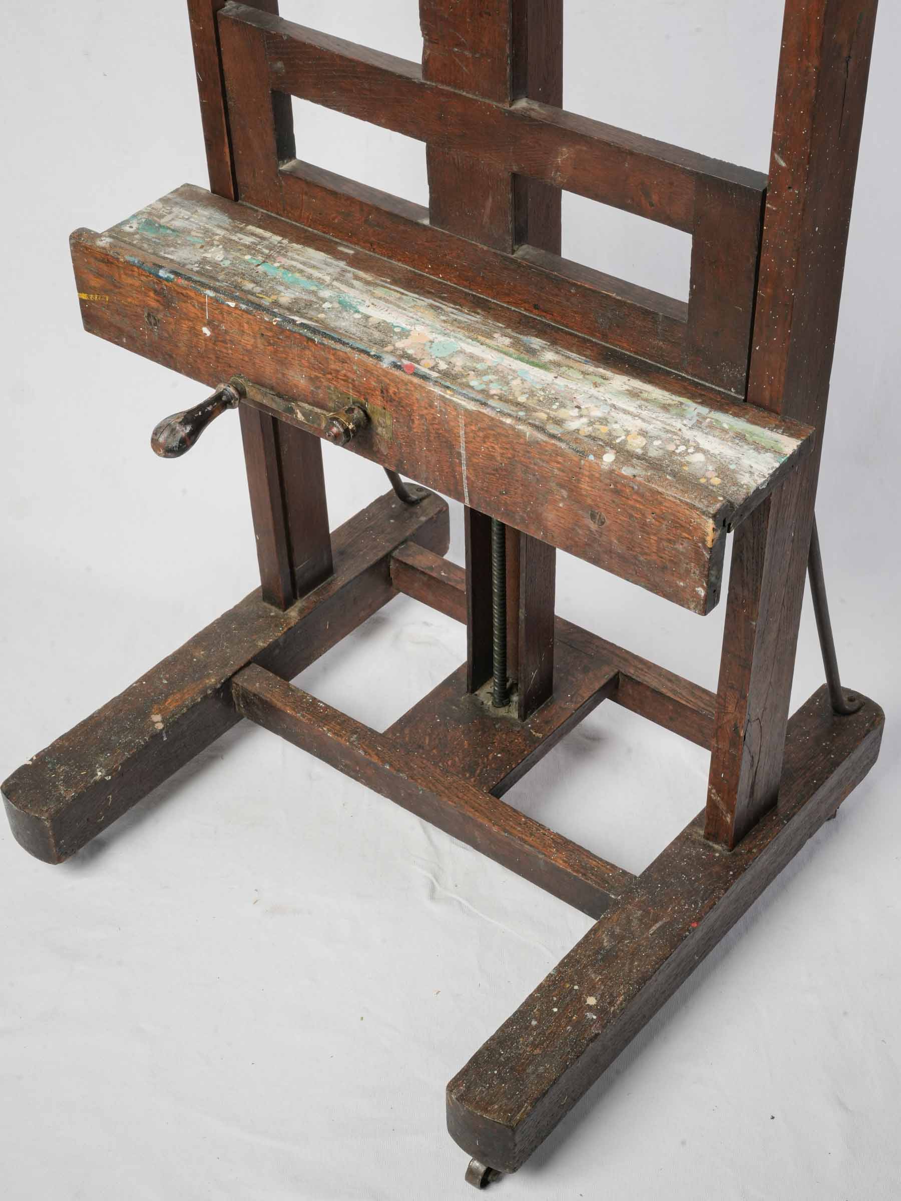 Sculptural antique painting easel