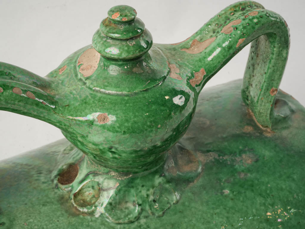 Artisanal elegant French roof tile