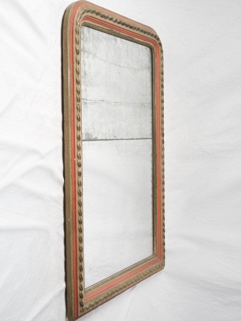 Sculptural depth elegant mirror