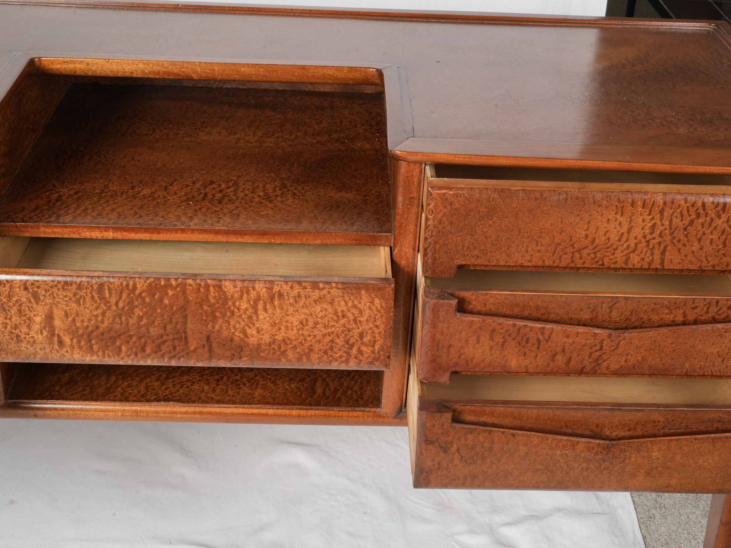 Warm luminous surface sideboard