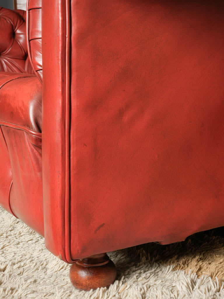 Cozy warm-tone Chesterfield seating