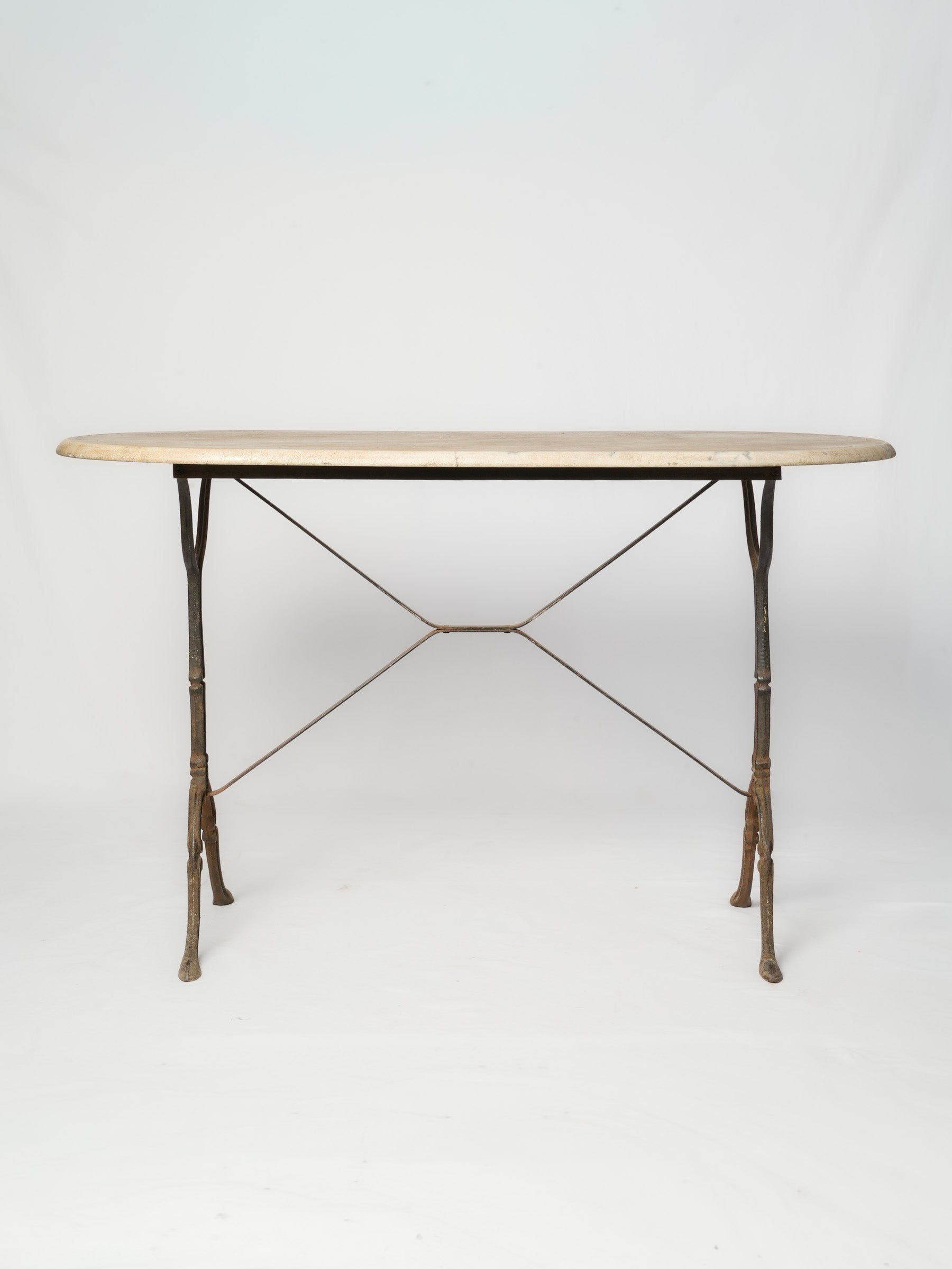 Elegant crystalline-surface table