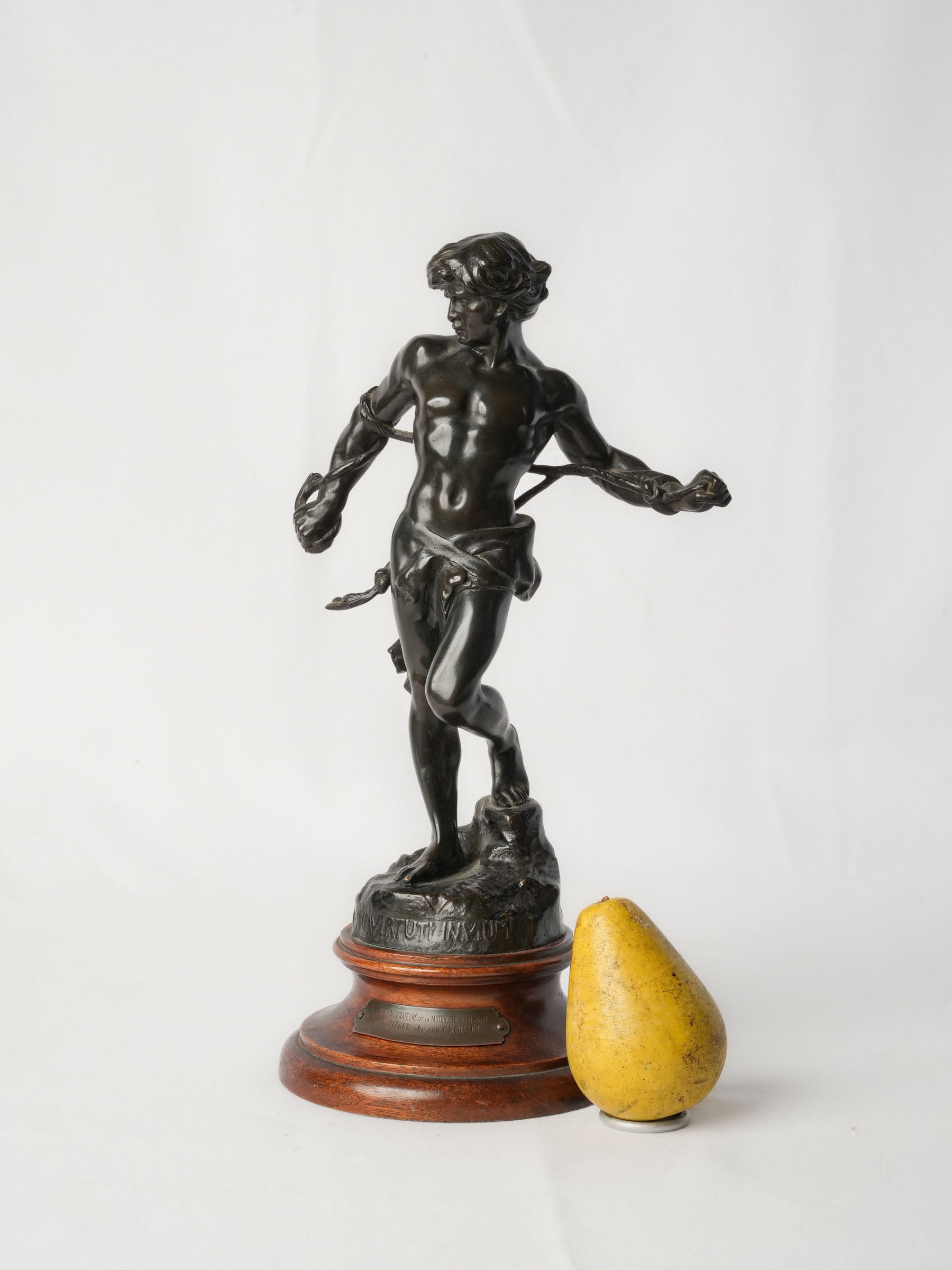 Black-Patinated Bronze Allegorical Figure Nil Virtuti Invium by Henri Gauquié dated 1929 - 15¼"