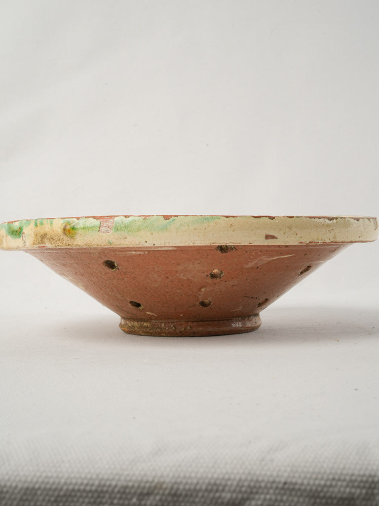 Glazed expressive ceramic colander