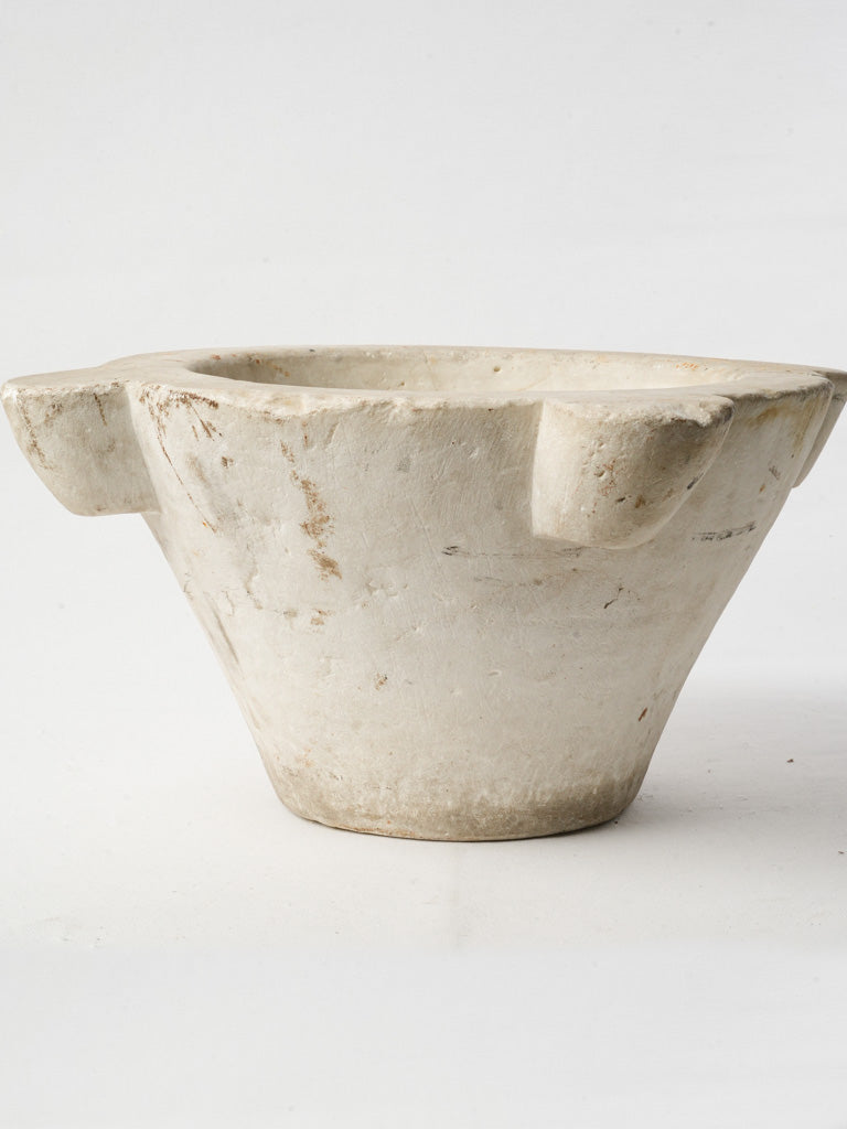 Classic Quadrilobe Design Mortar