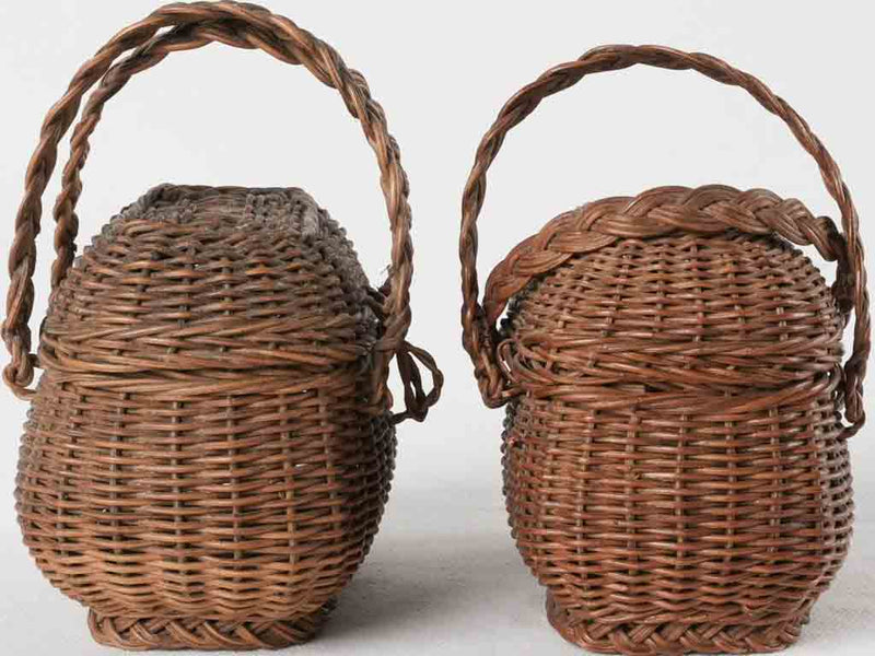 Handwoven traditional doll goûter baskets