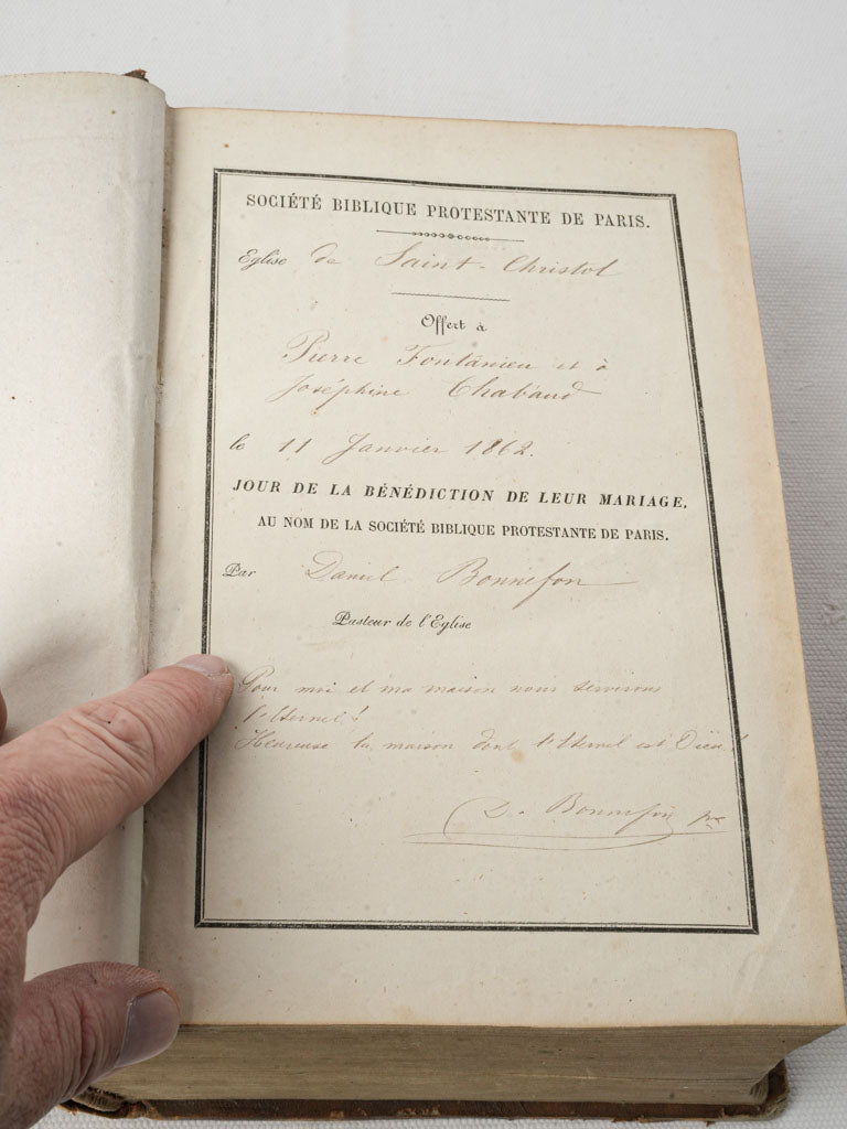 Storied antique French scripture