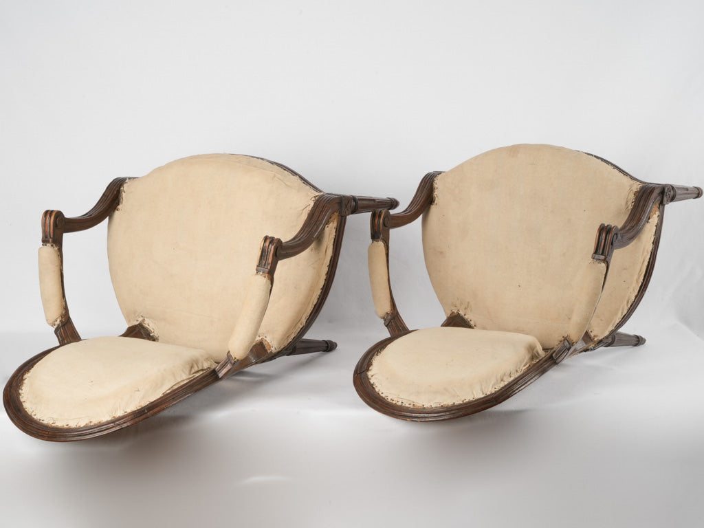 Customizable fabric elegant antique French chairs