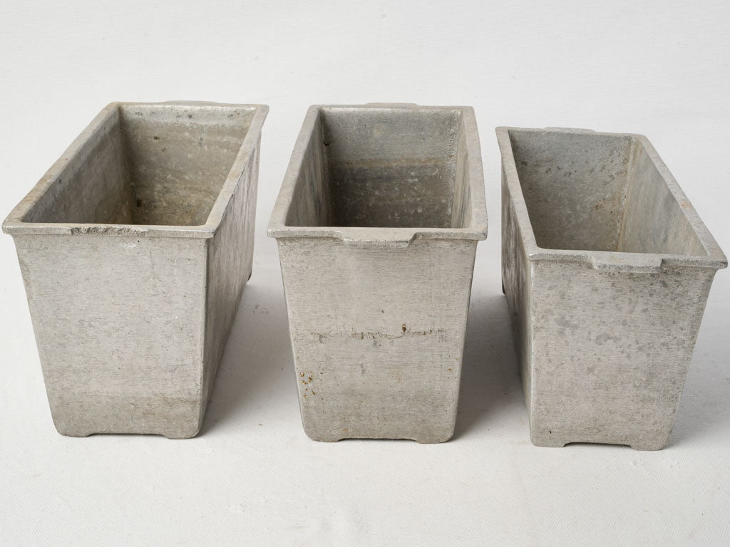 Timeless understated accent decor